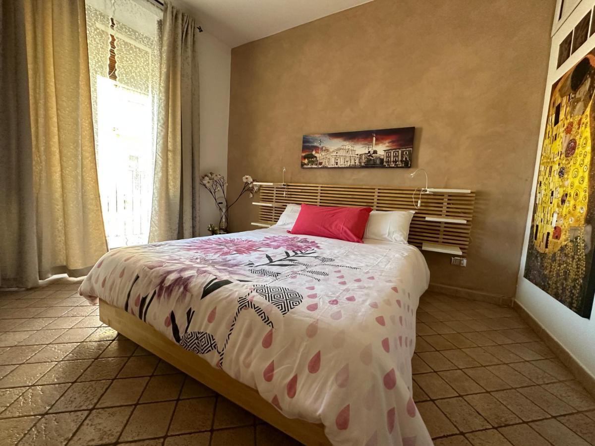 The Civita Apt Town Center Catania Exterior photo